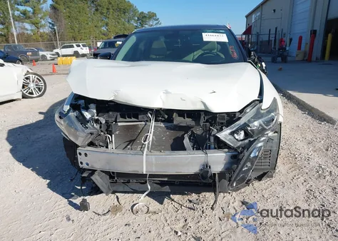 2017 Nissan Maxima 3.5 Platinum из США, поврежденный, VIN 1N4AA6AP9HC373683